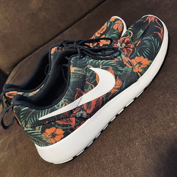 Nike Roshe Run 655206-810 Floral Total Orange Men’s 10.5 US 44.5 EUR 9.5 UK - Picture 3 of 7